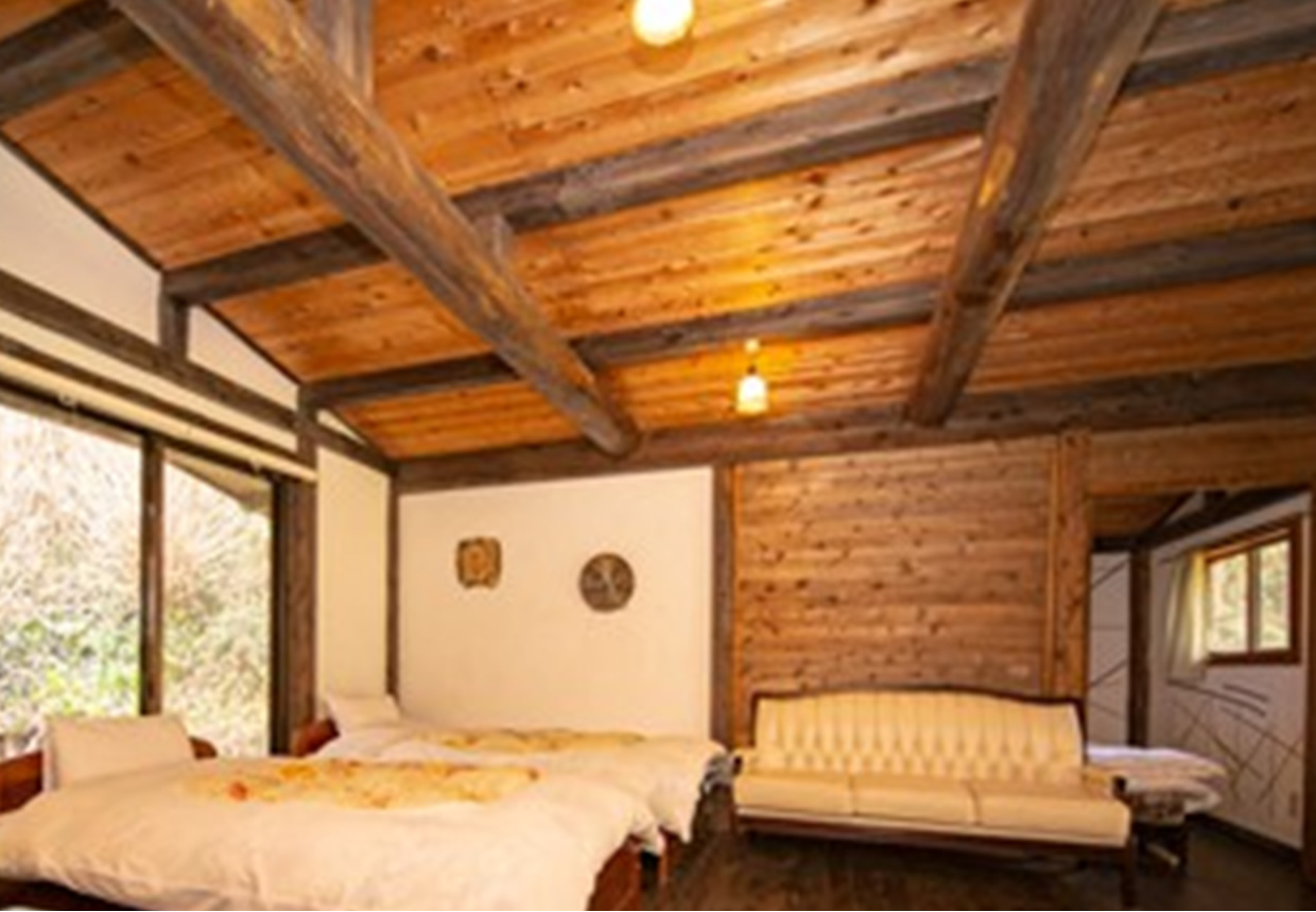 宿泊できるテニス